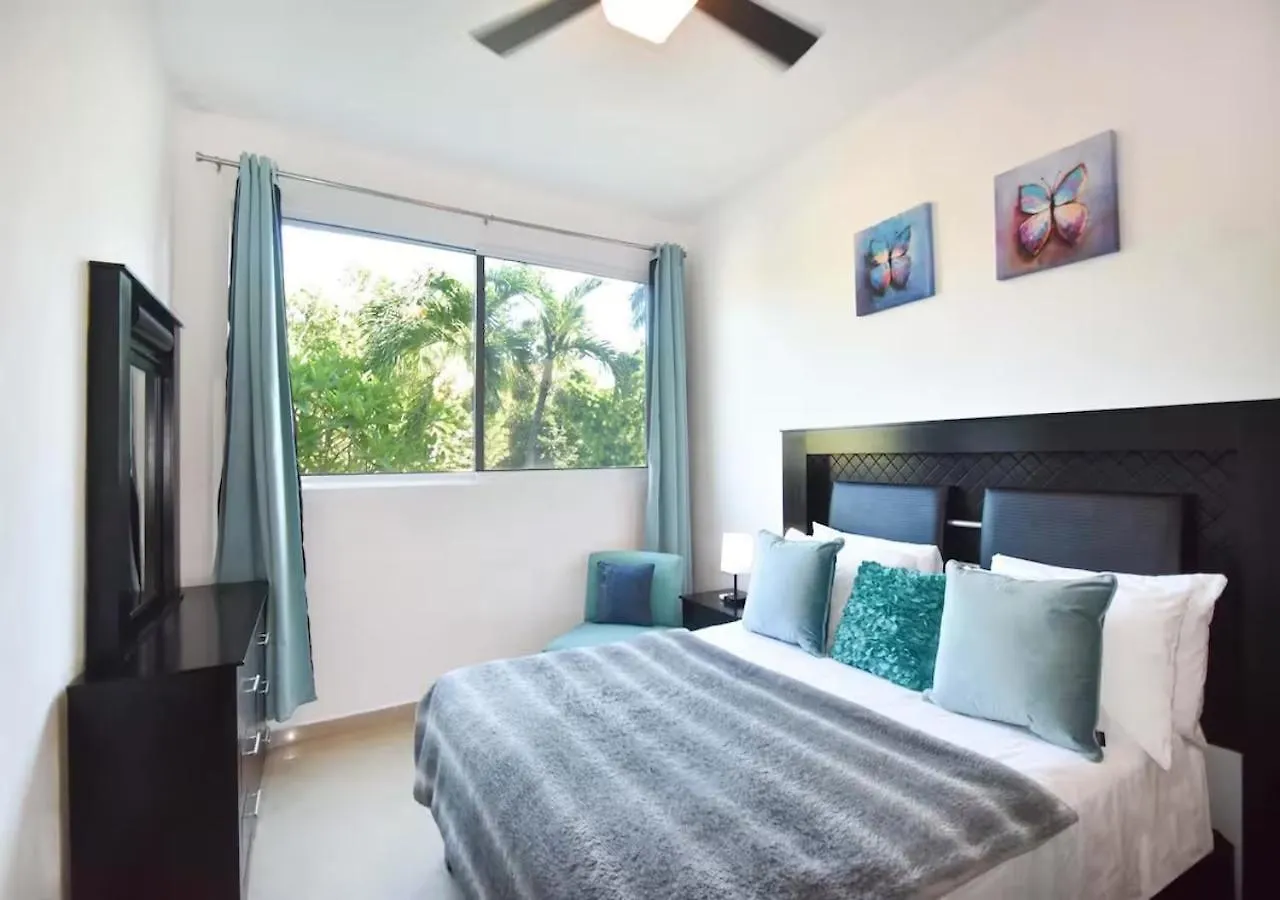 Villa Mariposa With Private Pool Jacuzzi Und Incl Services プレヤデルカーメン 0*,  メキシコ